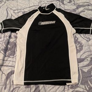 Rash guard shirt